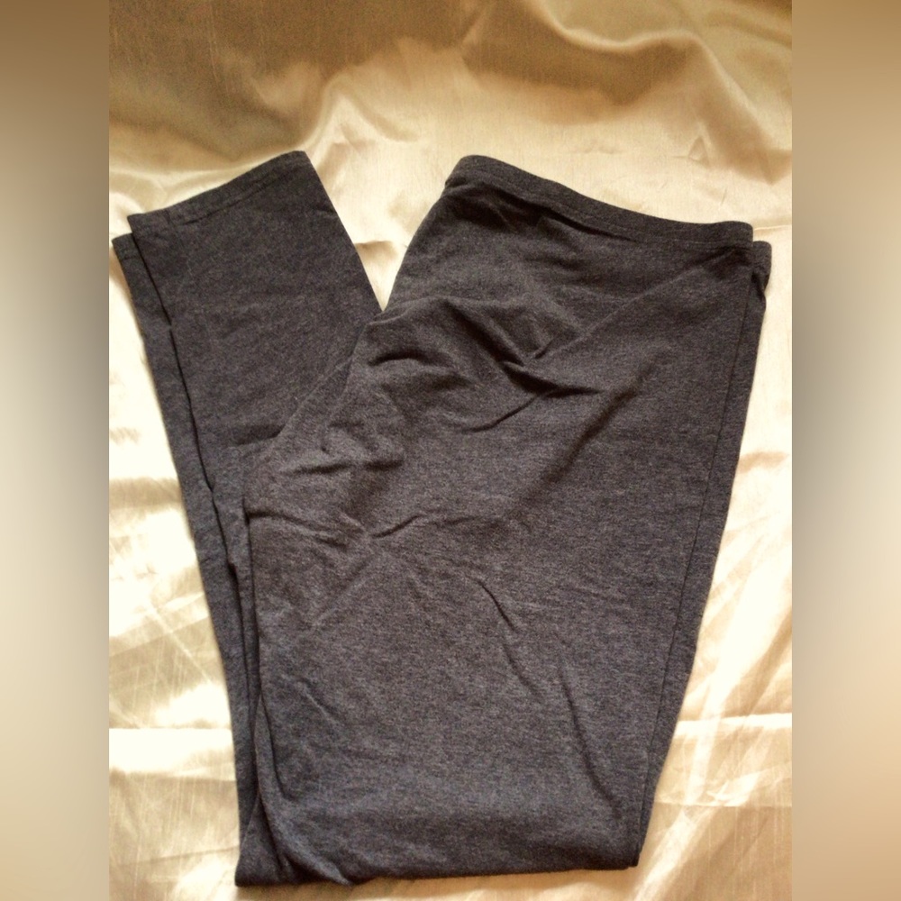 DG2 woman’s tights. Grey size 2X.